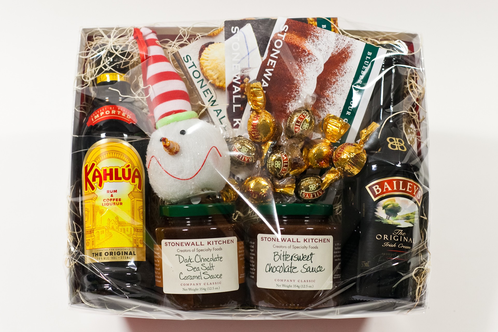 Buy Baileys Irish Cream Liqueur Gift Basket Online!